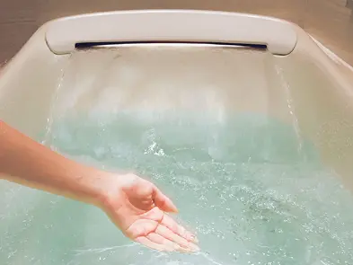 引用元：https://jp.toto.com/products/bath/synla/